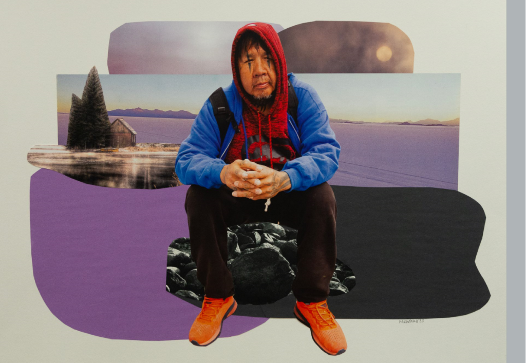 L'oeuvre photographique et collage de Mélodie Rheault représente un homme autochtone assis devant une étendue neigeuse, un plan d'eau, une petite cabane et un arbre. L'oeuvre de l'exposition "Lumères" à Val-d'Or est dans des tons de mauves, de gris et de lilas.